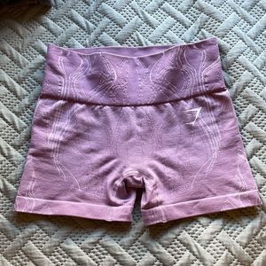 *SOLD* gymshark light purple seamless mercury shorts - 

high waisted, size xs